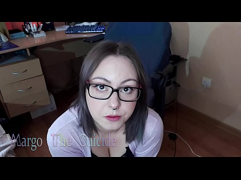 ❤️ Suíonn Cailín Sexy le Gloiní Dildo go domhain ar an gCeamara Porn bhaile ag ga.killvs.top ☑