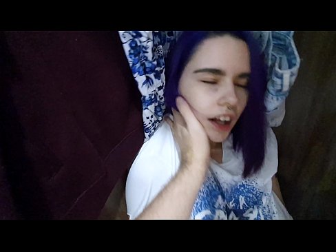 ❤️ Aimsíodh mo SIS sa closet agus chabhraigh sí cum Porn bhaile ag ga.killvs.top ☑